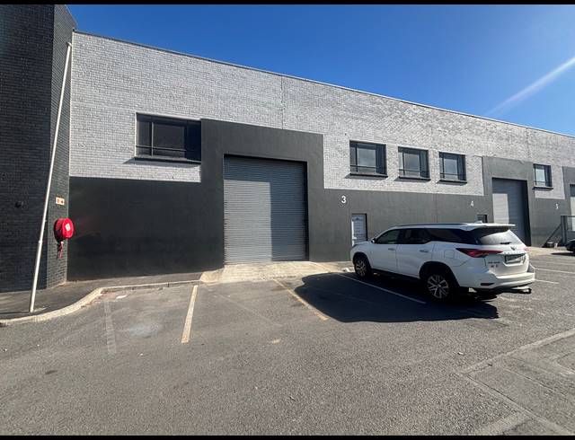 235M² WAREHOUSE TO LET IN BLACKHEATH INDUSTRIAL